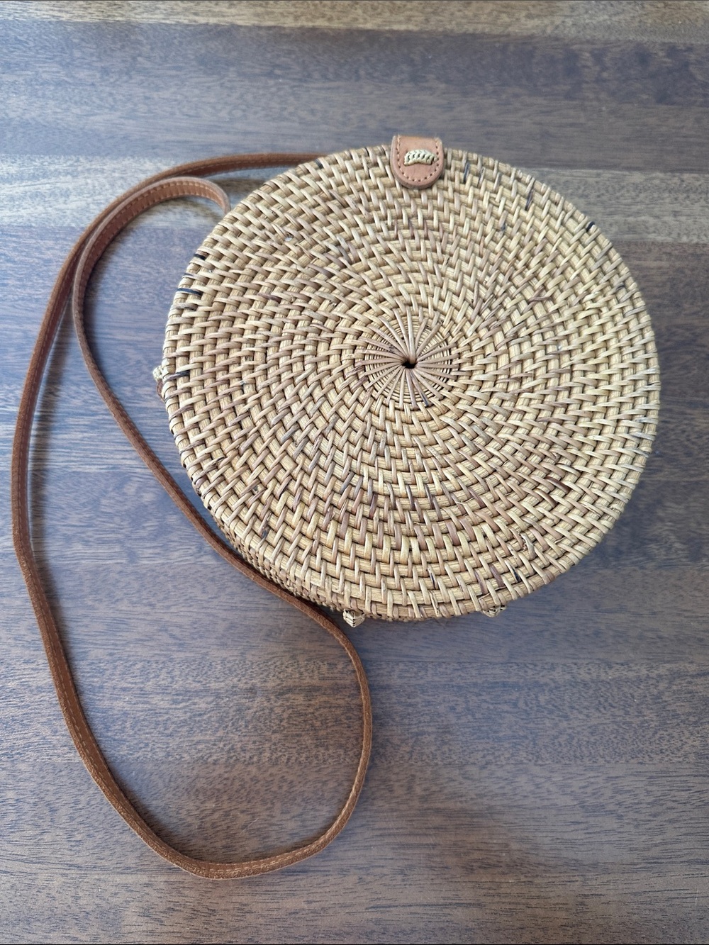 Round Woven Wicker Straw Crossbody Bag in Natural Brown leather strap